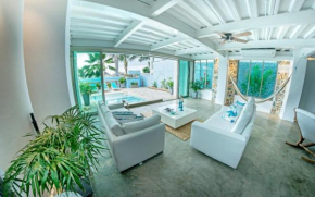 Casa Flojera 4BR with Pool & Beach Manzanillo